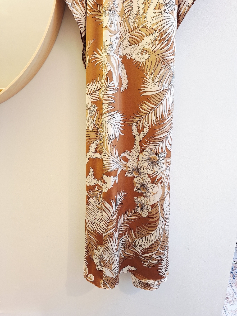 Lulus Take A Holiday Tan Tropical Print Maxi Dress - Small - Picture 6 of 9